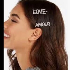 Guess silver tone two piece rhinestone Bobbi pin hair pin set